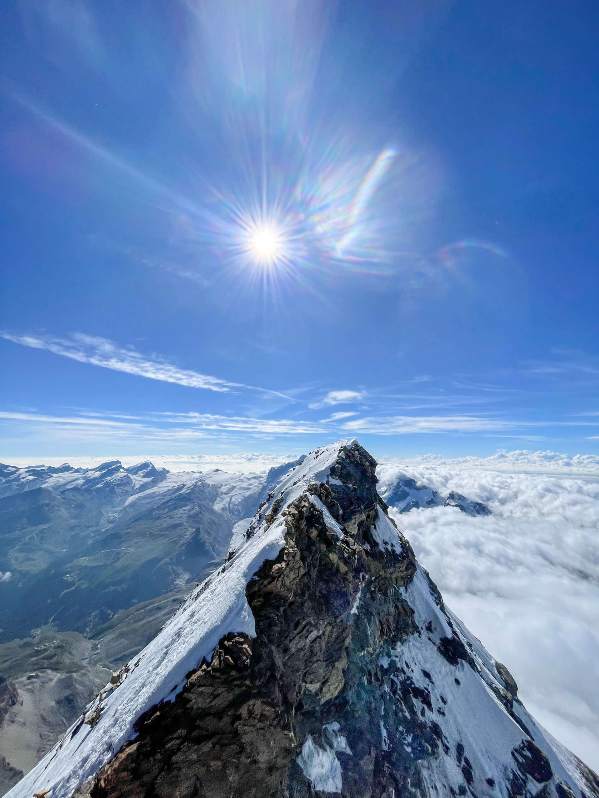 alpinisme escalade Cervin Hornli Zermatt Matterhorn Cervino Valais Suisse alpes Hornlihutte