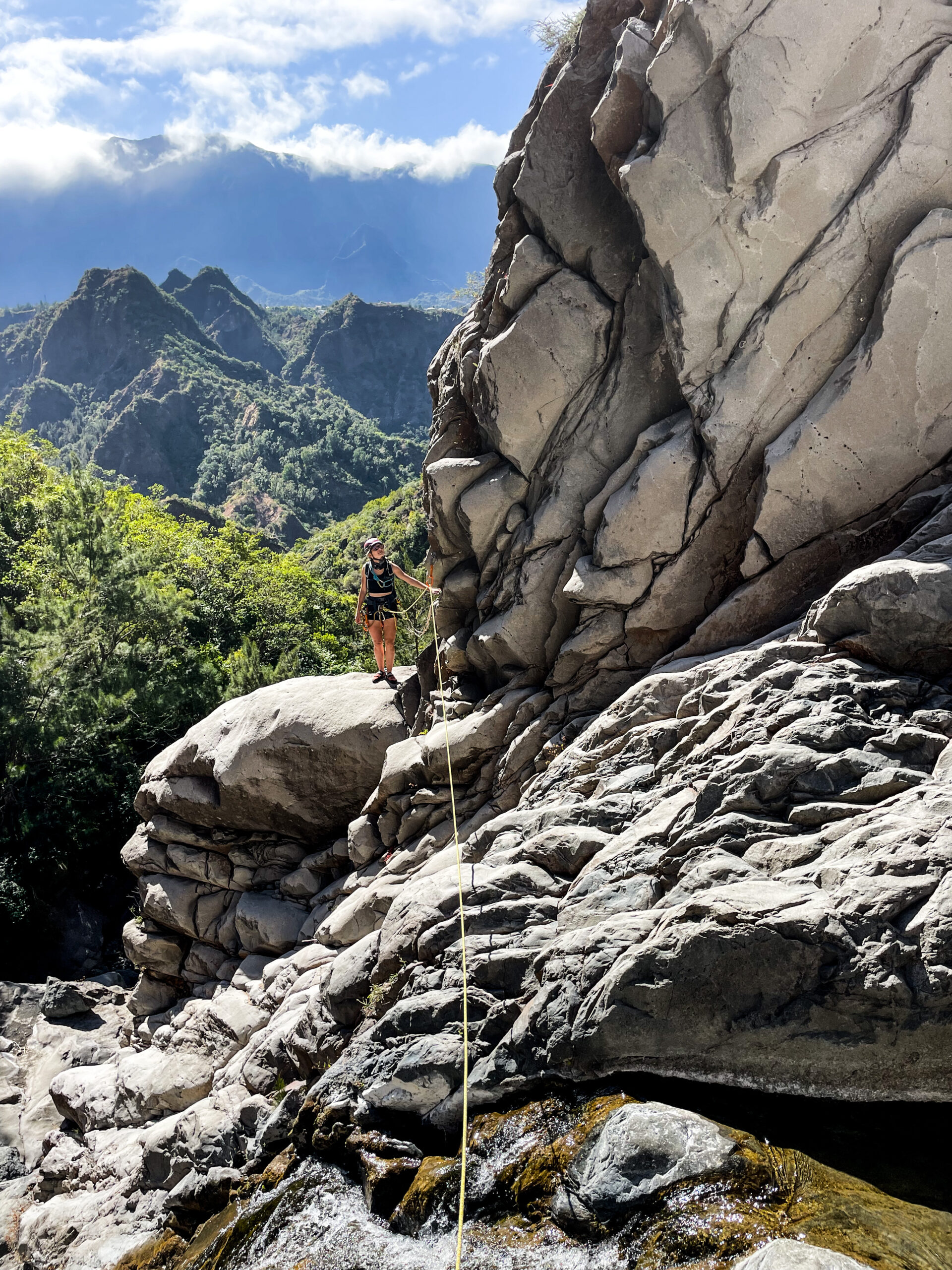 Réunion Piton de Sucre Dame de Pierre Letchis mon amour Cilaos escalade climbing cirque climb