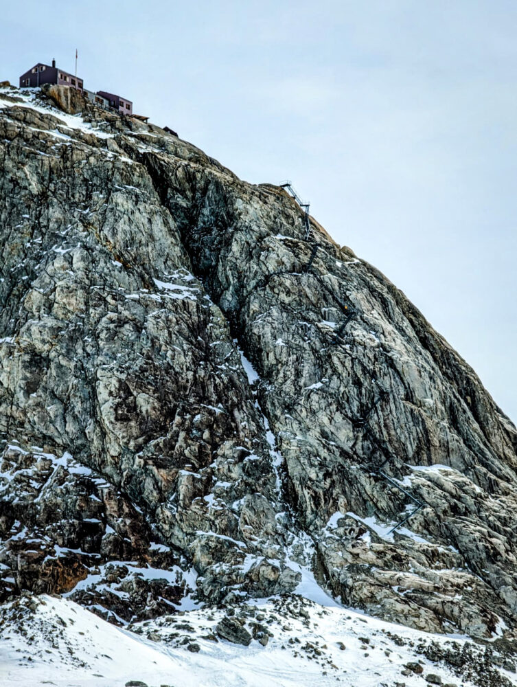 Raid ski Oberland Bernois randonnée alpinisme glacier gletscher Konkordia Monch Jungfrau Aletsch Aletschgletscher hutte