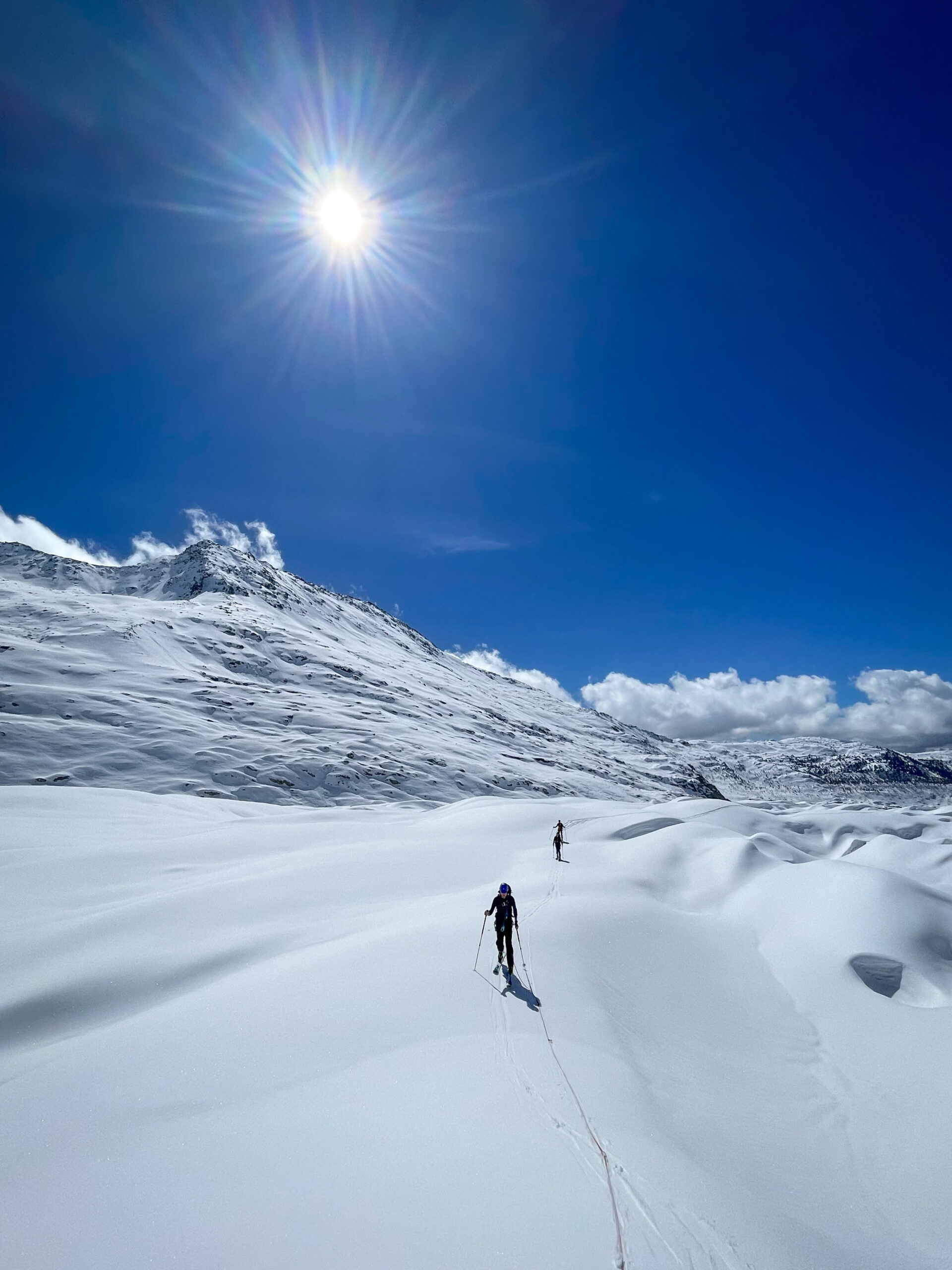 Raid ski Oberland Bernois randonnée alpinisme glacier gletscher Konkordia Monch Jungfrau Aletsch Aletschgletscher hutte