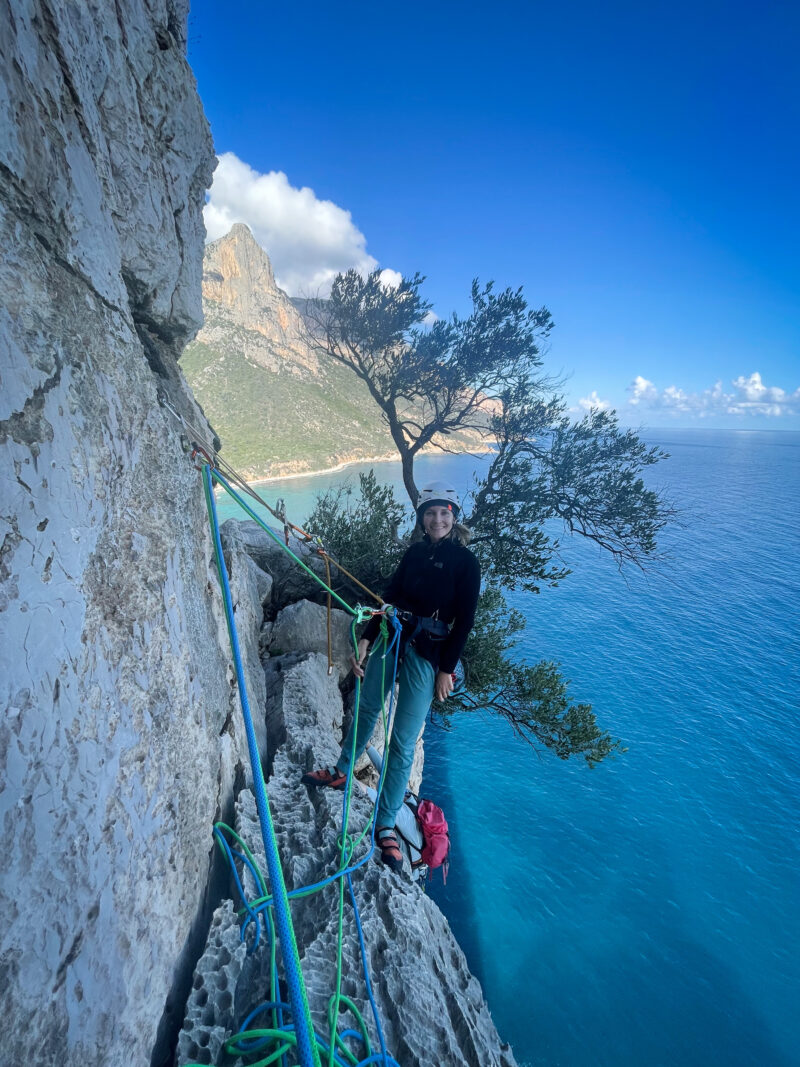 Pedra Longa Marinaio di Foresta Sardaigne Baunei escalade climb climbing alpinisme mer Méditerranée grande voie multi pitch