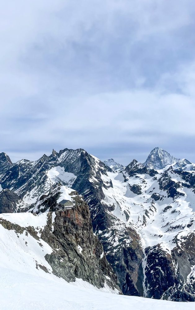 Chamonix Zermatt raid à ski Alpes Suisse Italie ski rando alpinisme Mont Blanc Valais
