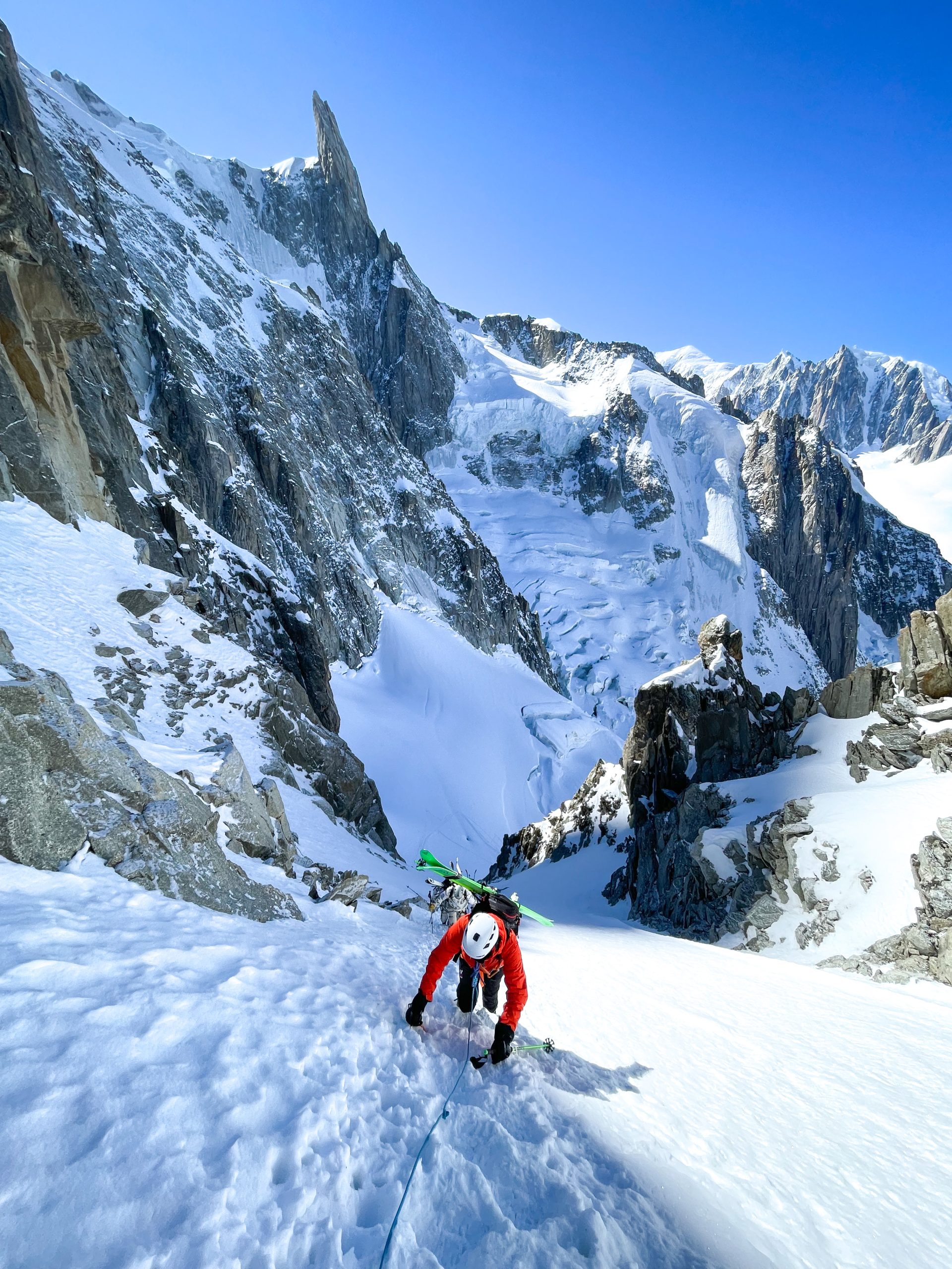 Brèche Puiseux Périade bivouac Mont Mallet Grandes Jorasses Chamonix Mont Blanc Vallée Blanche ski randonnée alpinisme