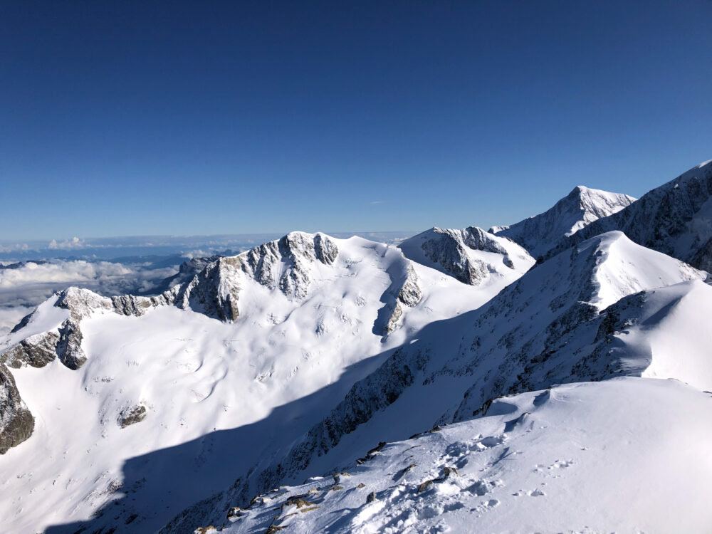 Alpinisme Dôme des Glaciers refuge Robert Blanc Beaufortain escalade Mont Blanc aiguille des Glaciers