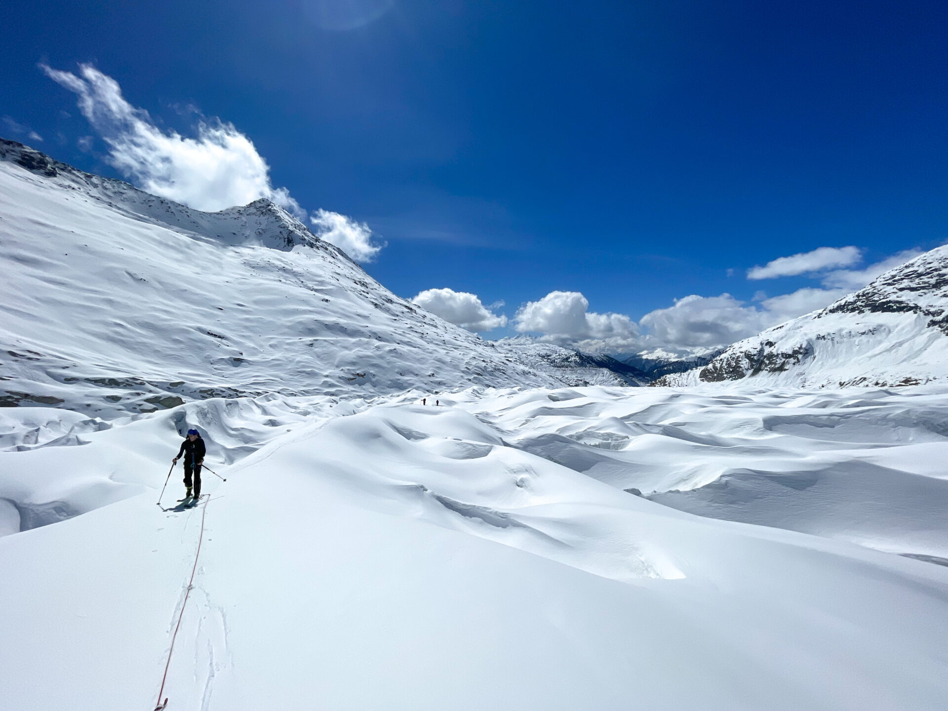 Raid ski Oberland Bernois randonnée alpinisme glacier gletscher Konkordia Monch Jungfrau Aletsch Aletschgletscher hutte