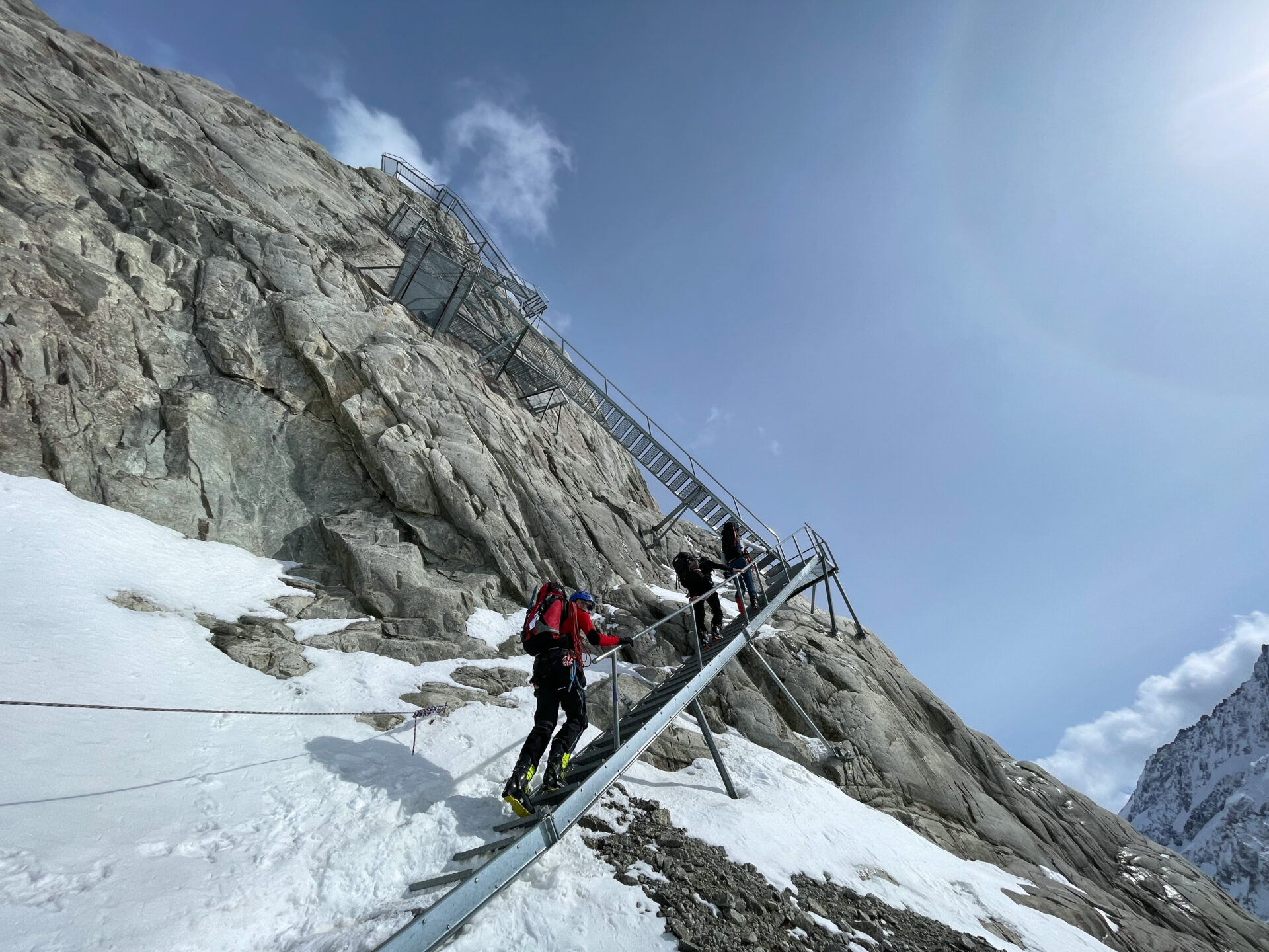 Raid ski Oberland Bernois randonnée alpinisme glacier gletscher Konkordia Monch Jungfrau Aletsch Aletschgletscher hutte