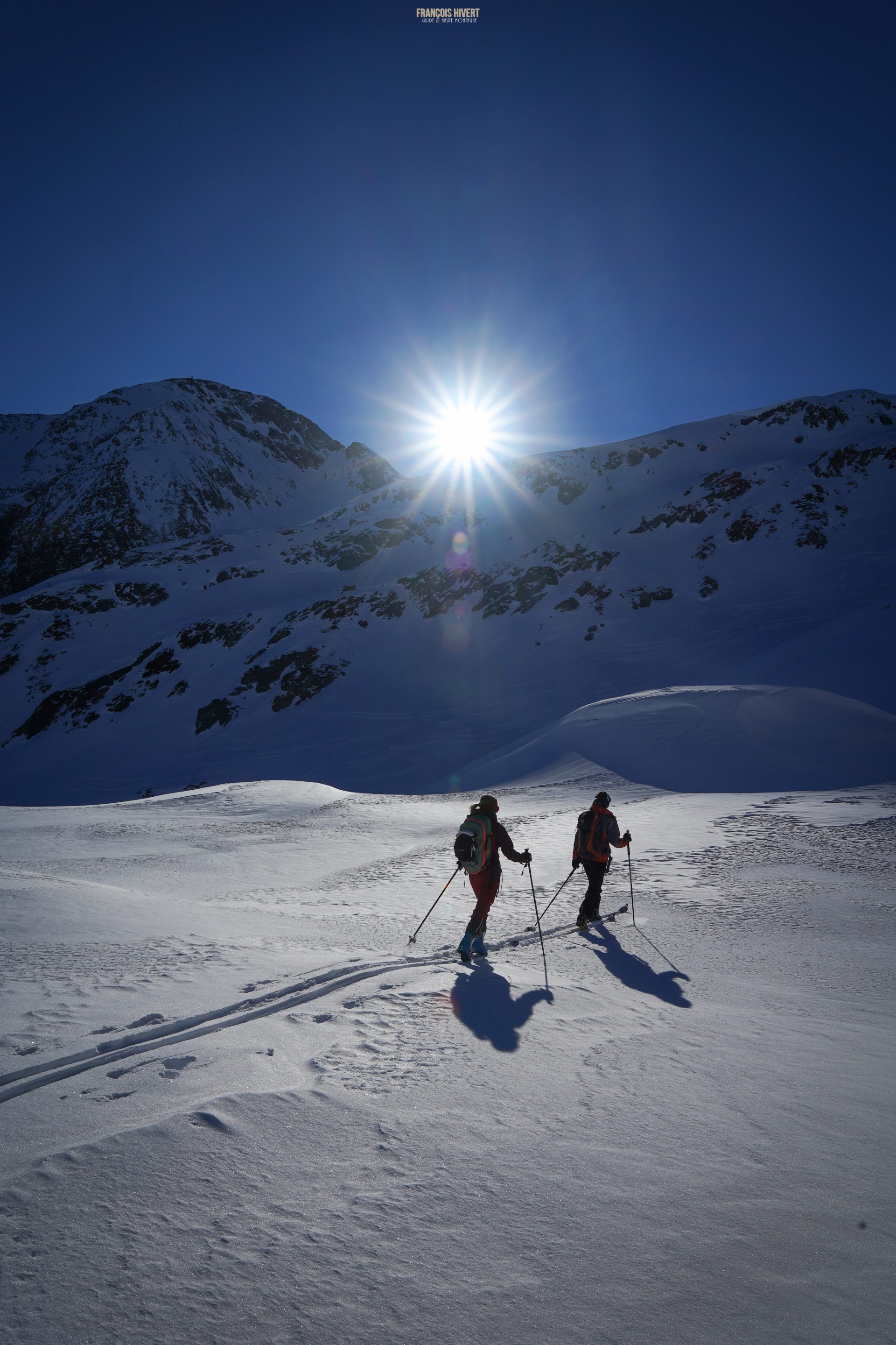 Beaufortain ski de randonnée pointe du Dard ski touring guide de haute montagne Grand Mont