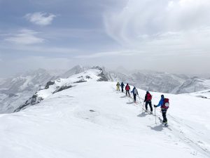 Raid à ski Wildstrubel ski de randonnée Oberland Alpes Suisse Laukerbad Adelboden