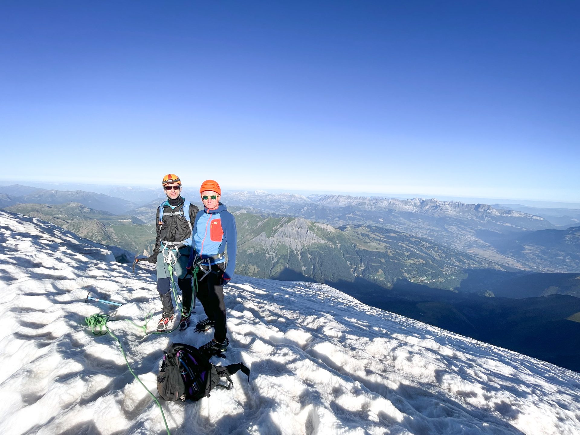 Mont Blanc Chamonix Alpinisme traversée Dôme de Miage refuge Conscrits Bérengère glacier Tré-la-Tête