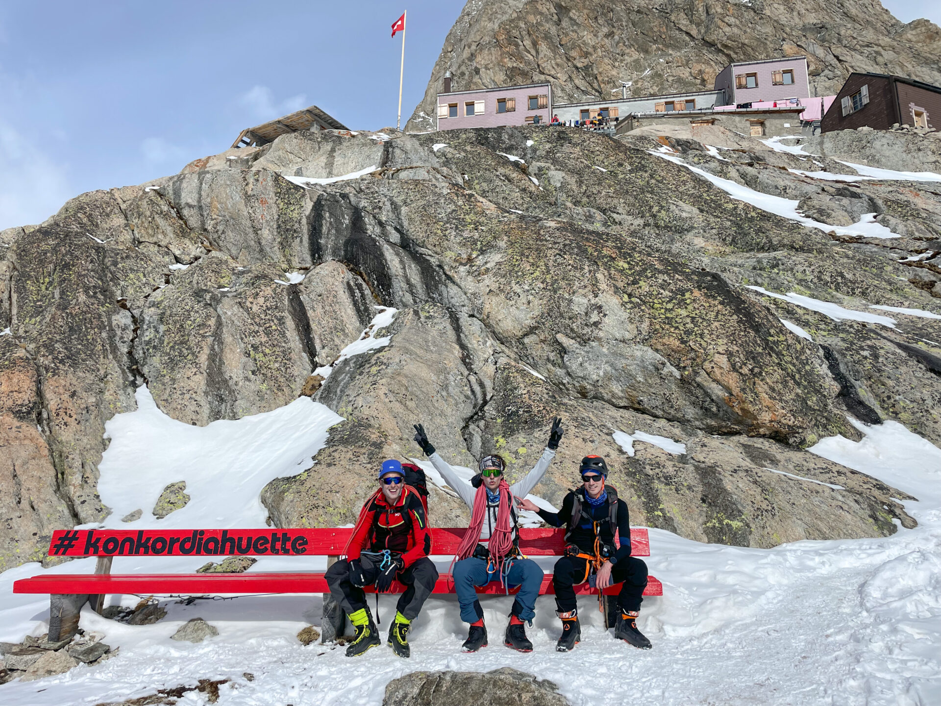 Raid ski Oberland Bernois randonnée alpinisme glacier gletscher Konkordia Monch Jungfrau Aletsch Aletschgletscher hutte