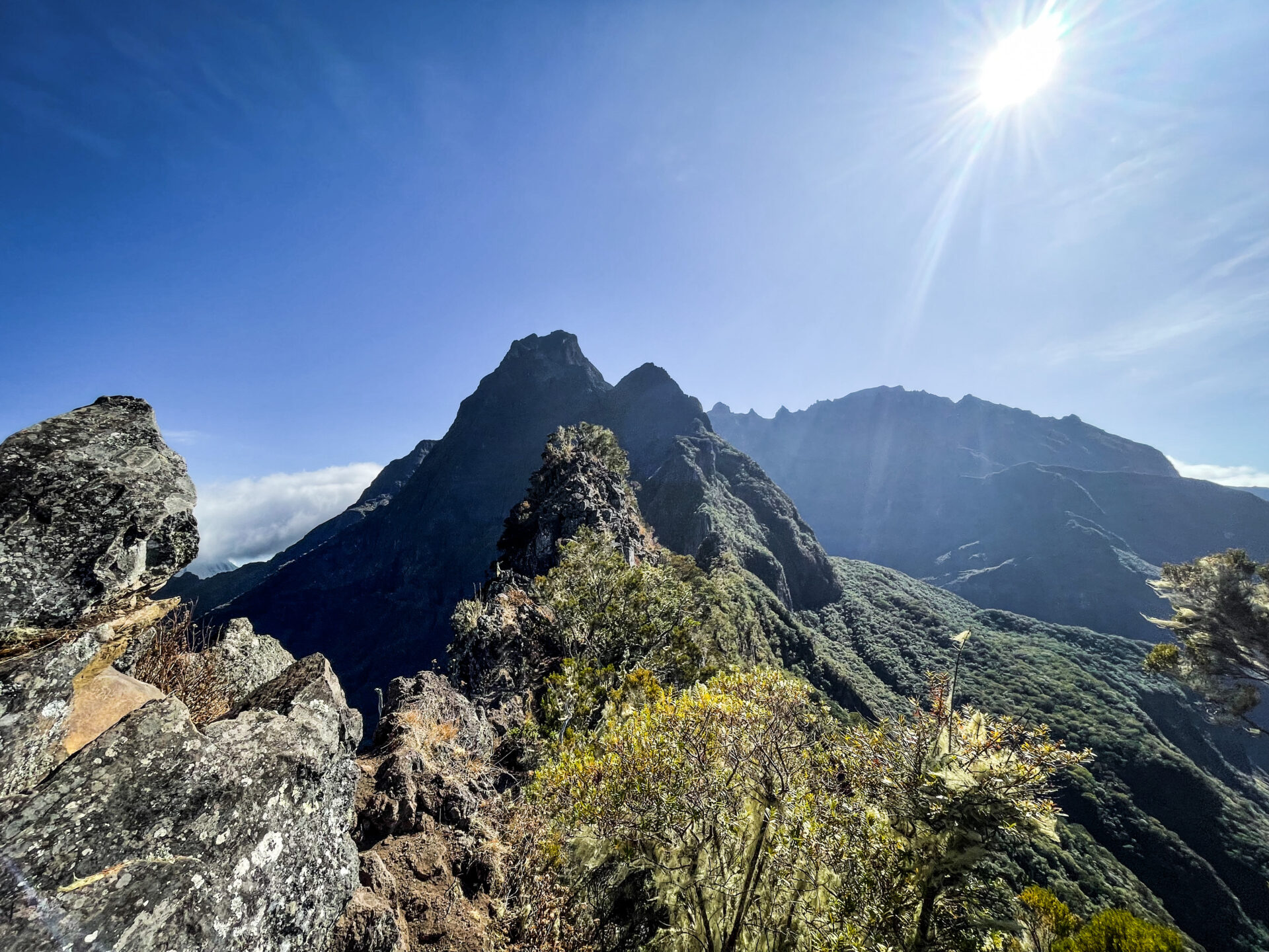 Traversée des 3 Salazes Cilaos Réunion escalade alpinisme climb climbing Mafate