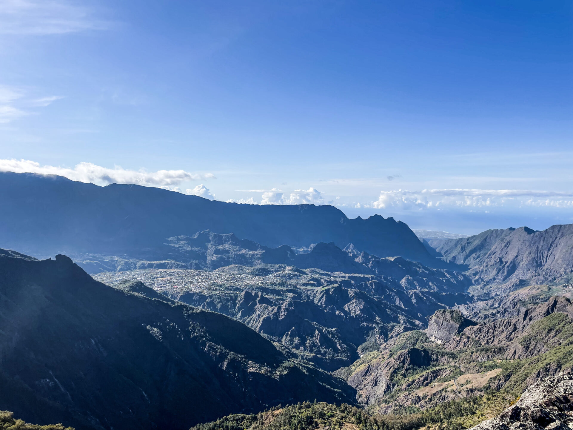 Traversée des 3 Salazes Cilaos Réunion escalade alpinisme climb climbing Mafate