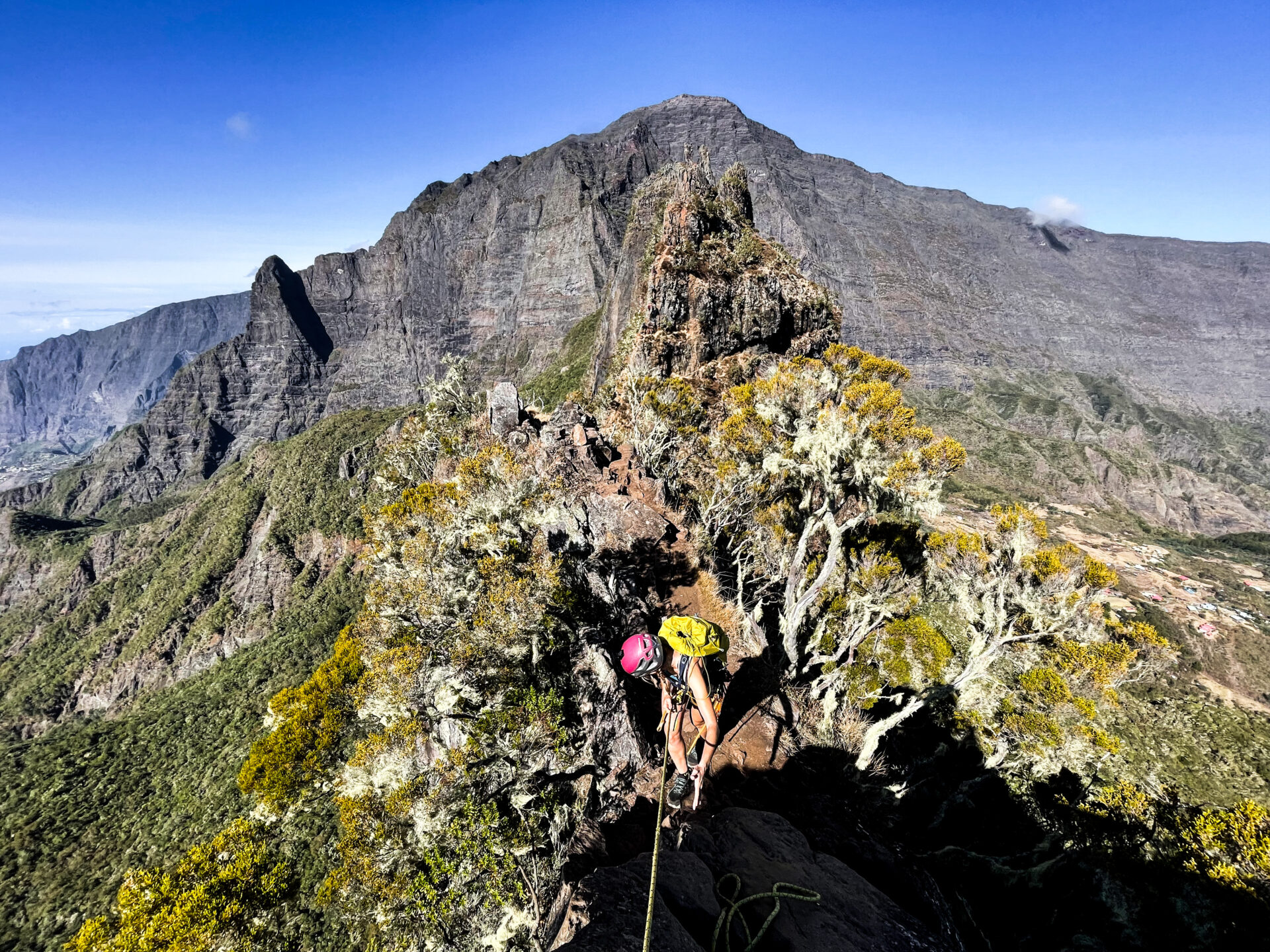 Traversée des 3 Salazes Cilaos Réunion escalade alpinisme climb climbing Mafate