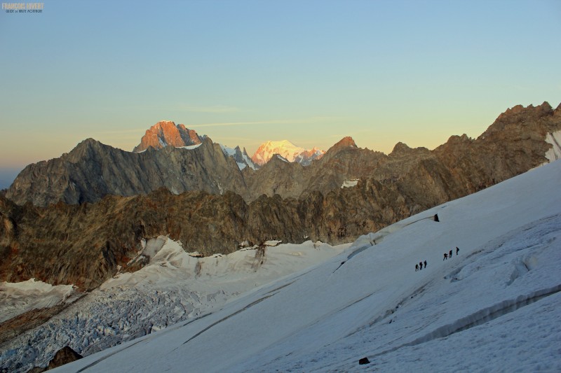 Mont Dolent voie normale alpinisme escalade Suisse Mont Blanc