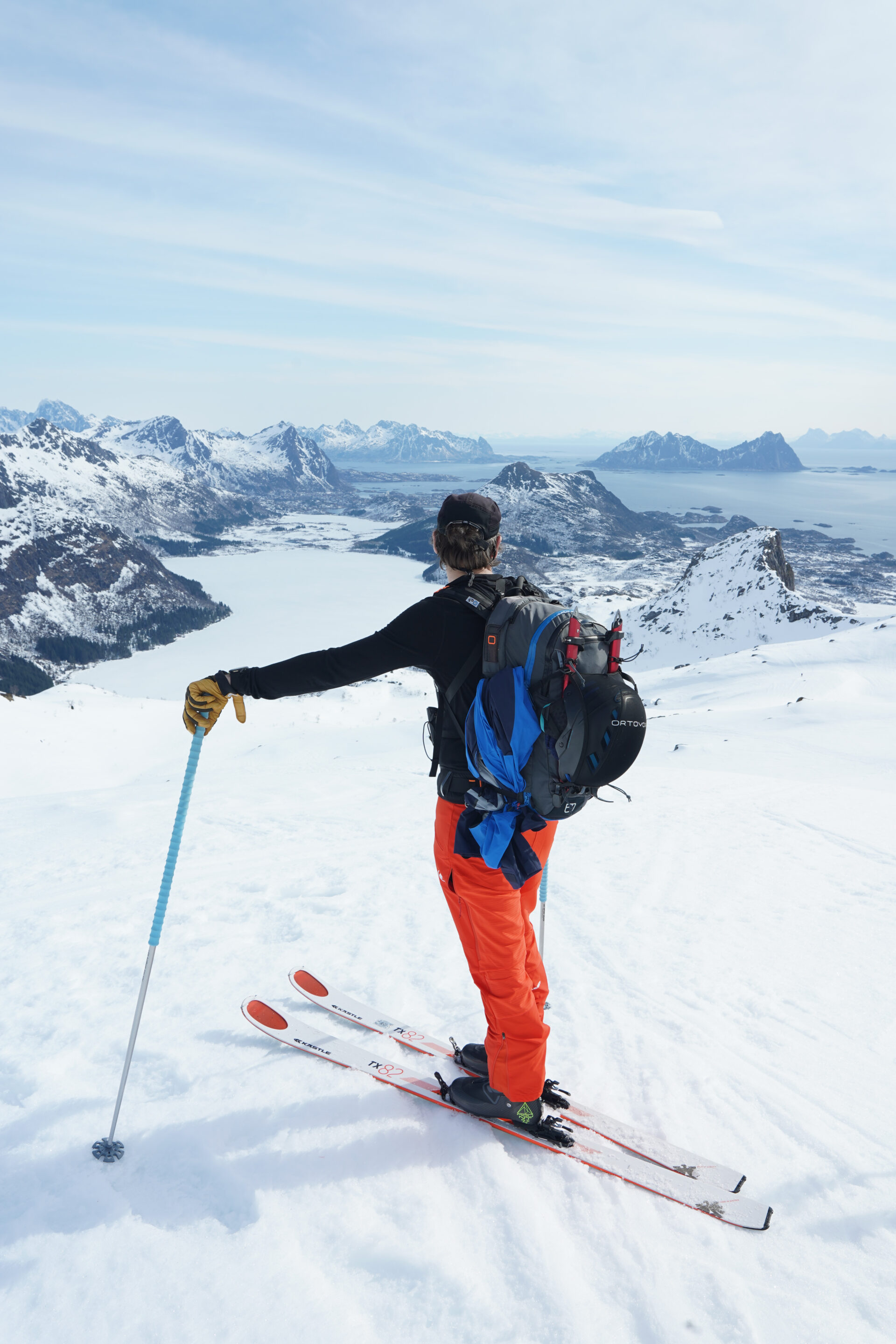 Norvège Lofoten Varden ski de randonnée paysage fjord