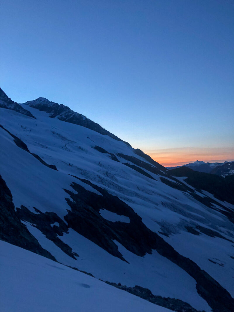 Alpinisme escalade Mont Blanc Dôme des Glaciers arête des Lanchettes refuge Robert Blanc les Chapieux