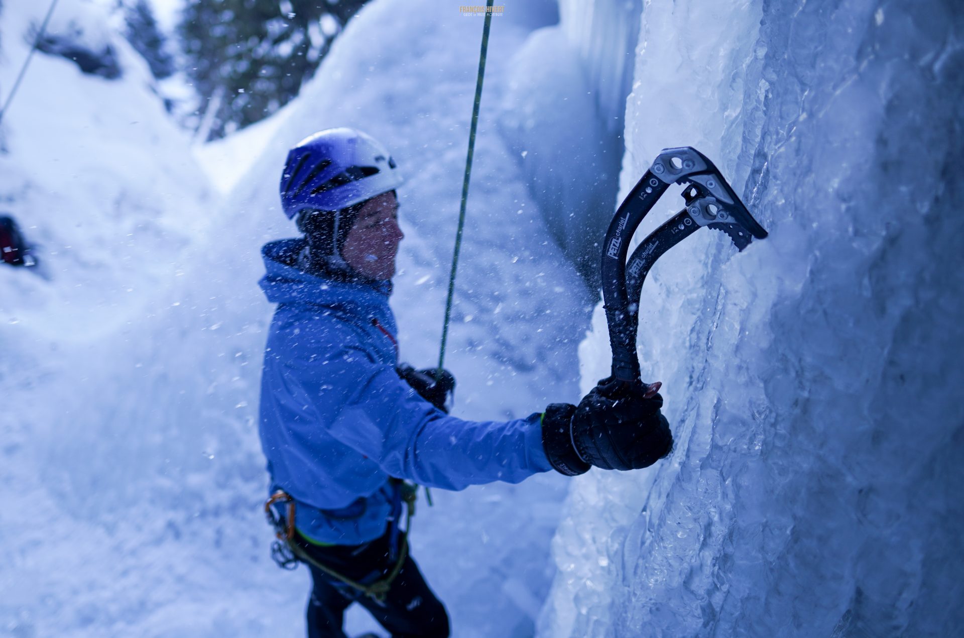 Beaufortain cascade de glace Saint Guérin escalade climb climbing l'Esteray