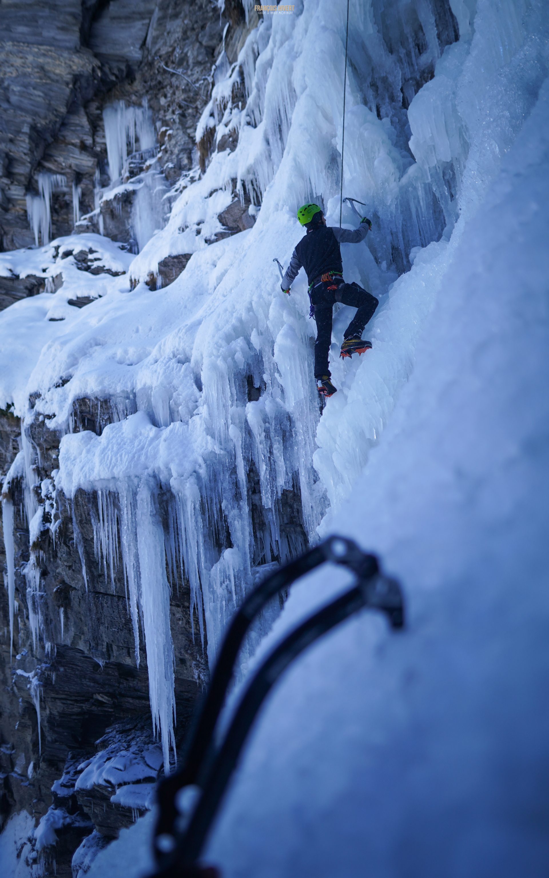 Beaufortain cascade de glace Saint Guérin escalade climb climbing l'Esteray