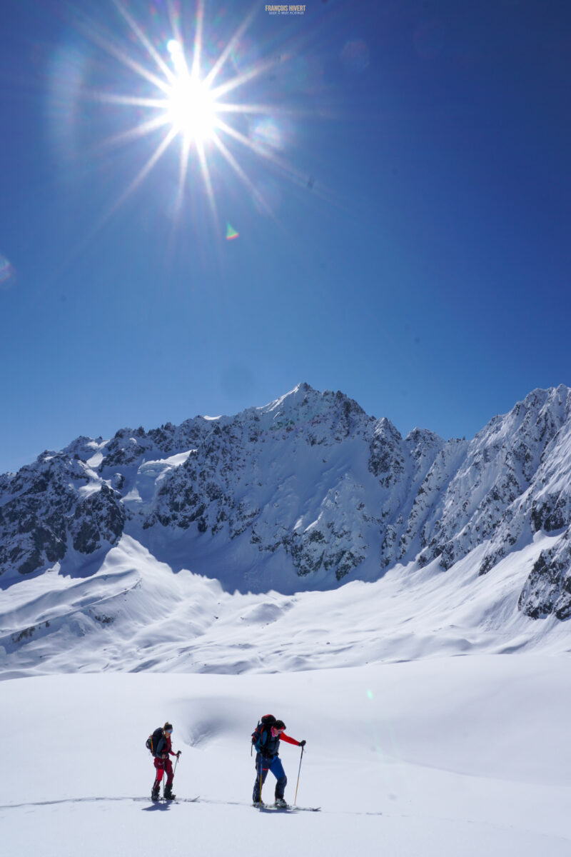 Refuge de Chamoissière Villar d'Arène ski de randonnée ski de rando Oisans Ecrins Les Agneaux Brèche de la plate des Agneaux Arsine Pic de neige Cordier