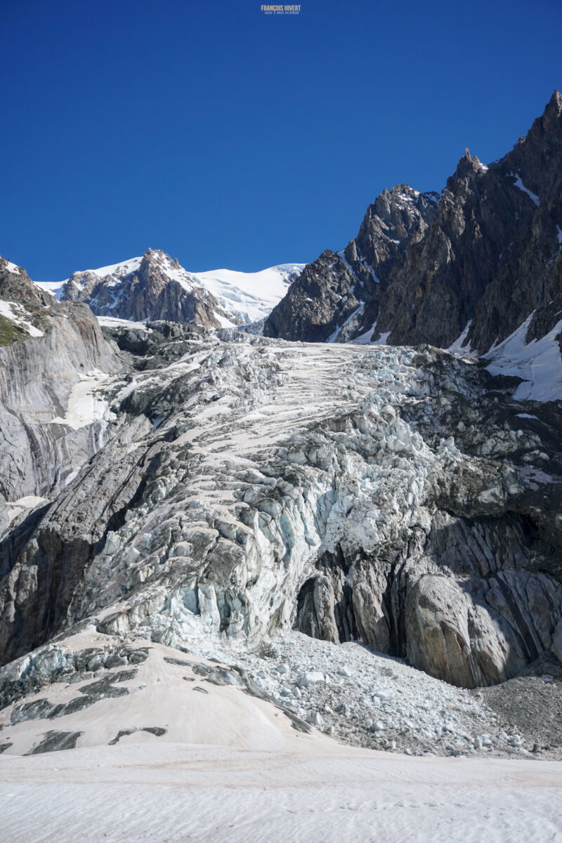 Mont Blanc refuge Gonella alpinisme glacier Dôme du Gouter Piton des Italiens arête des Bosses Miage