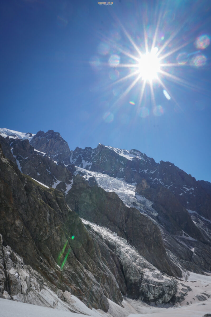 Mont Blanc refuge Gonella alpinisme glacier Dôme du Gouter Piton des Italiens arête des Bosses Miage