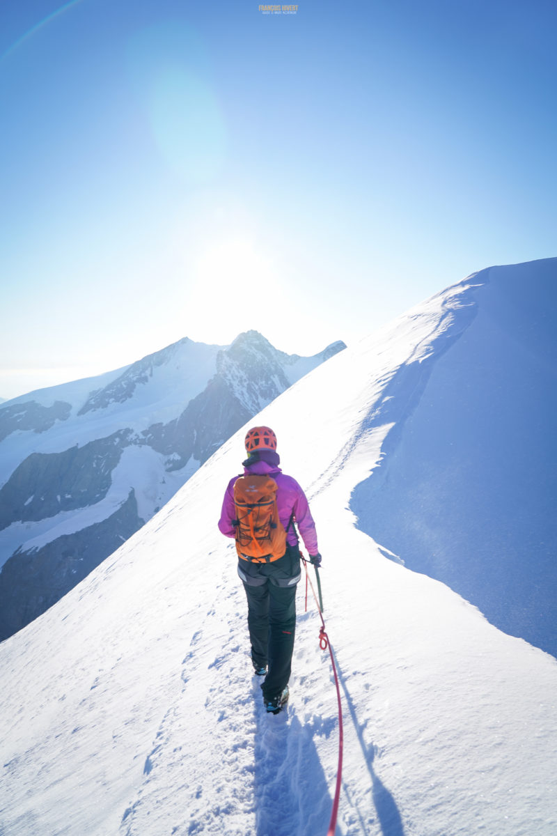 Traversée Liskamm alpinisme escalade arête neige suisse alpes Valais Quintino Sella Gnifetti