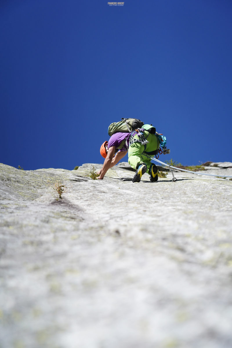 Dalle de Séloge Bornéo ville des Glaciers escalade alpinisme Beaufortain Mont Blanc