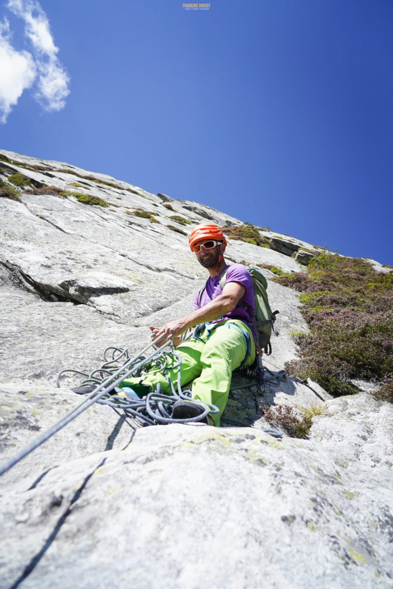 Dalle de Séloge Bornéo ville des Glaciers escalade alpinisme Beaufortain Mont Blanc