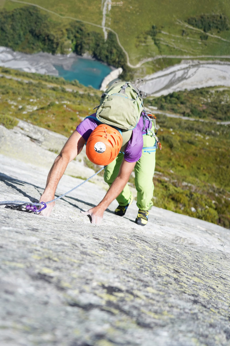 Dalle de Séloge Bornéo ville des Glaciers escalade alpinisme Beaufortain Mont Blanc