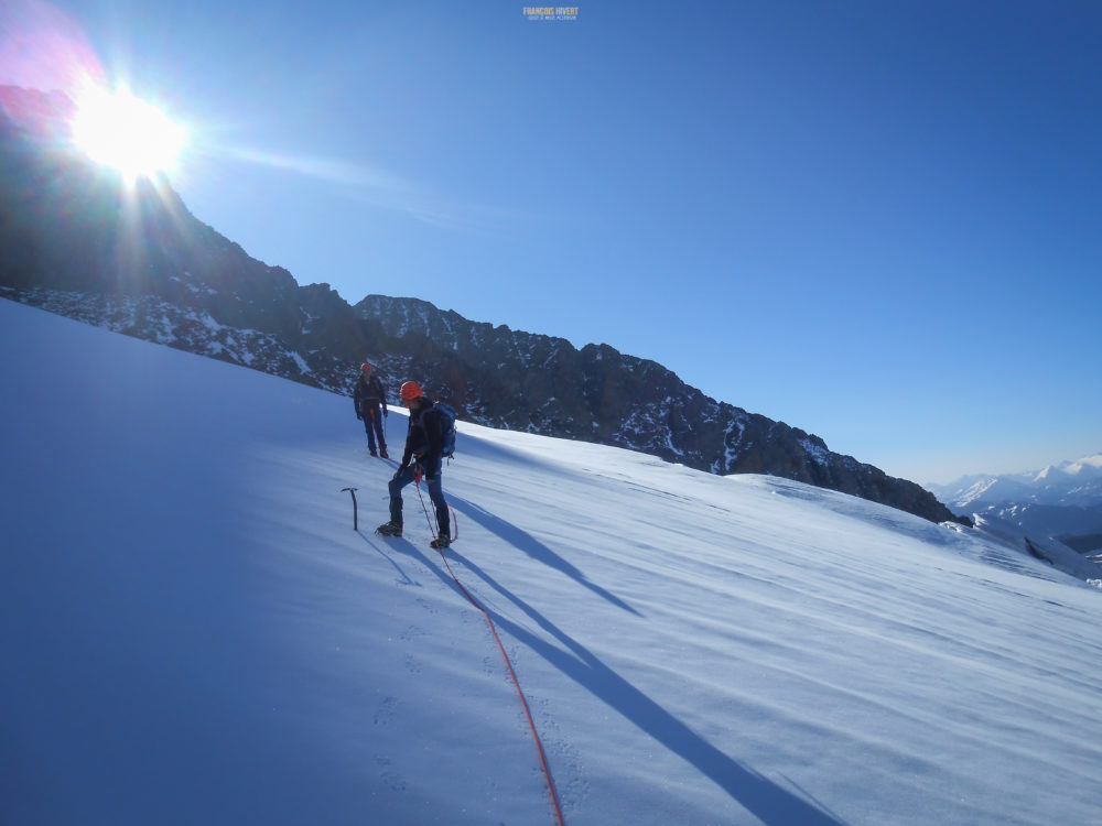 Dôme des Glaciers Alpinisme Vanoise Beaufortain refuge Robet Blanc glacier des Glaciers les Lanchettes
