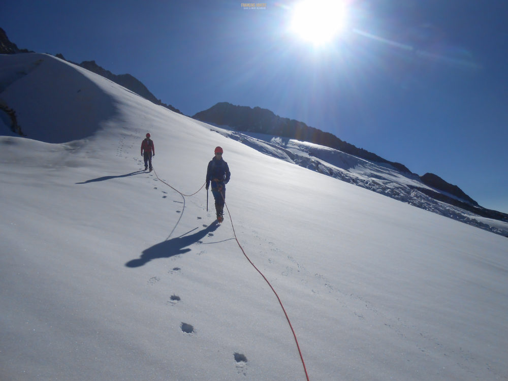 Dôme des Glaciers Alpinisme Vanoise Beaufortain refuge Robet Blanc glacier des Glaciers les Lanchettes