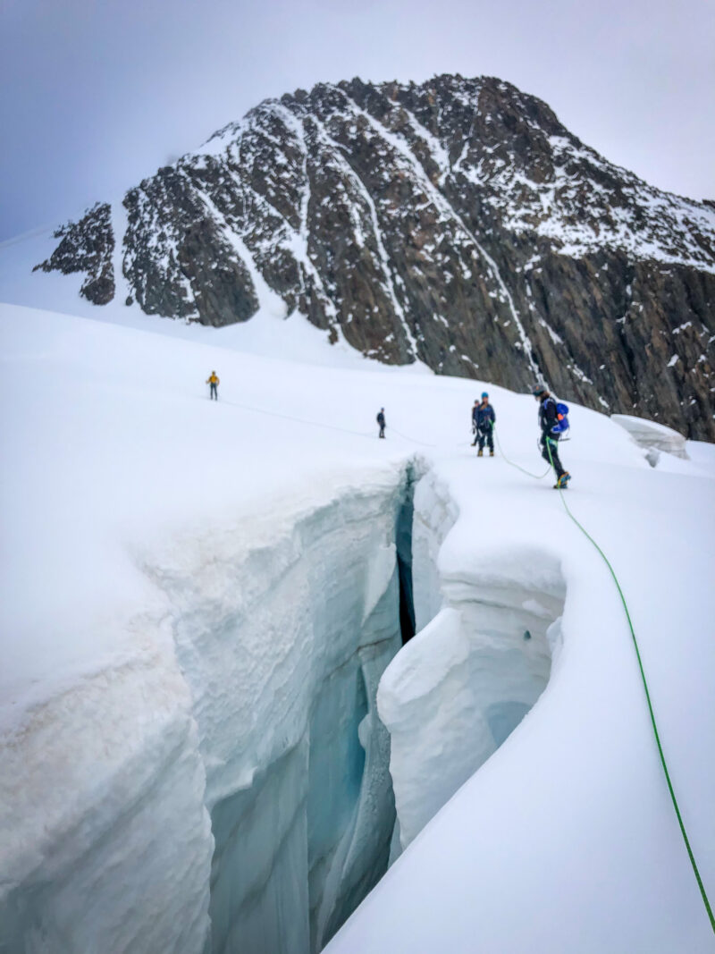 Alpinisme refuge Conscrits glacier Tré-la-Tête Mont Blanc Chamonix