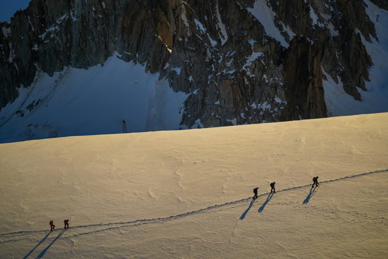 Mont Blanc Chamonix alpinisme escalade mountaineering alpinism arête Forbes aiguille du Chardonnet glacier du Tour refuge Albert 1er