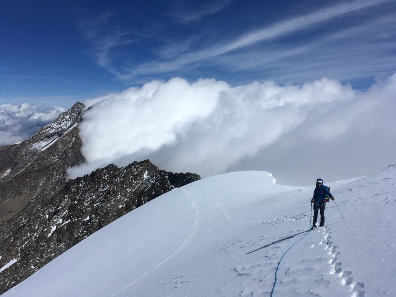 traversée Weissmies arête nord alpinisme Valais Suisse