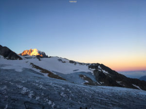 Refuge Albert 1er lever de soleil alpinisme escalade mont blanc chamonix