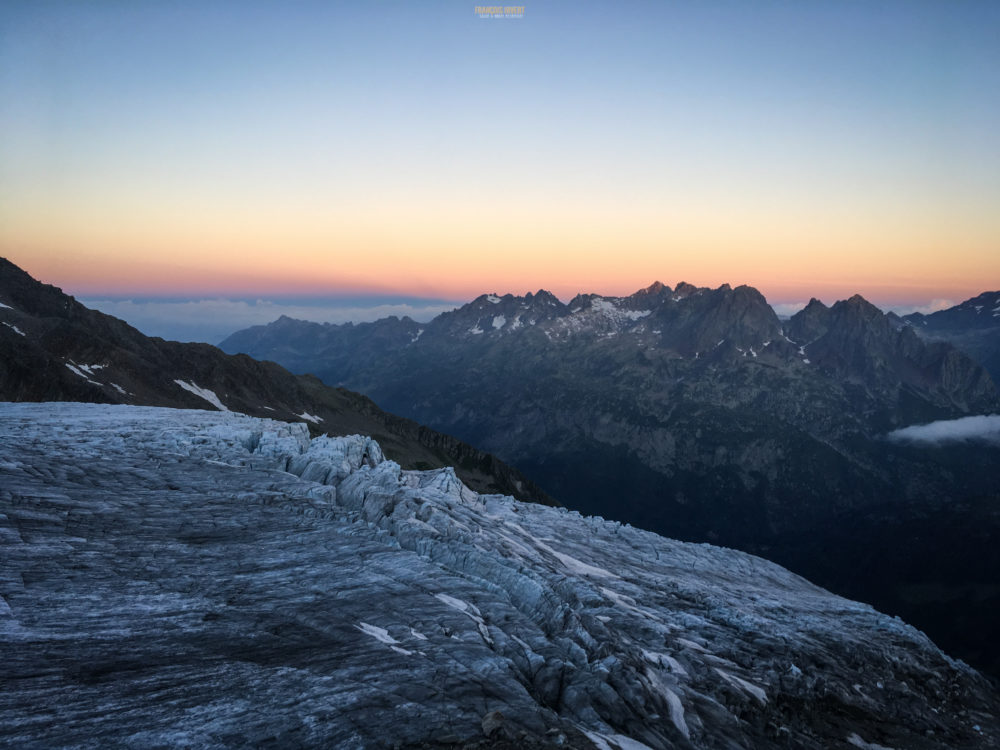 Refuge Albert 1er levé de soleil alpinisme escalade mont blanc chamonix